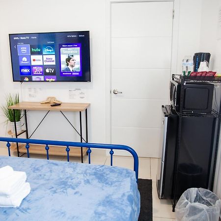 Insta Worthy Oasis Villa โฮมสเตด ภายนอก รูปภาพ